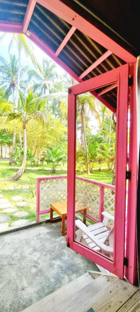 Blue Mango Beach Hotel Guachaca Bagian luar foto