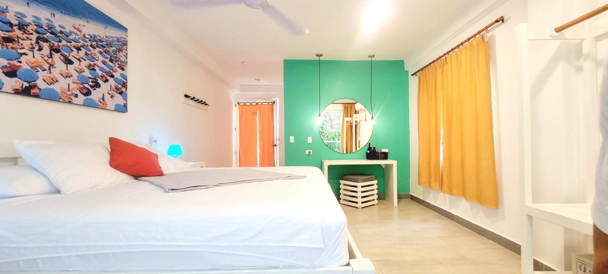 Blue Mango Beach Hotel Guachaca Bagian luar foto